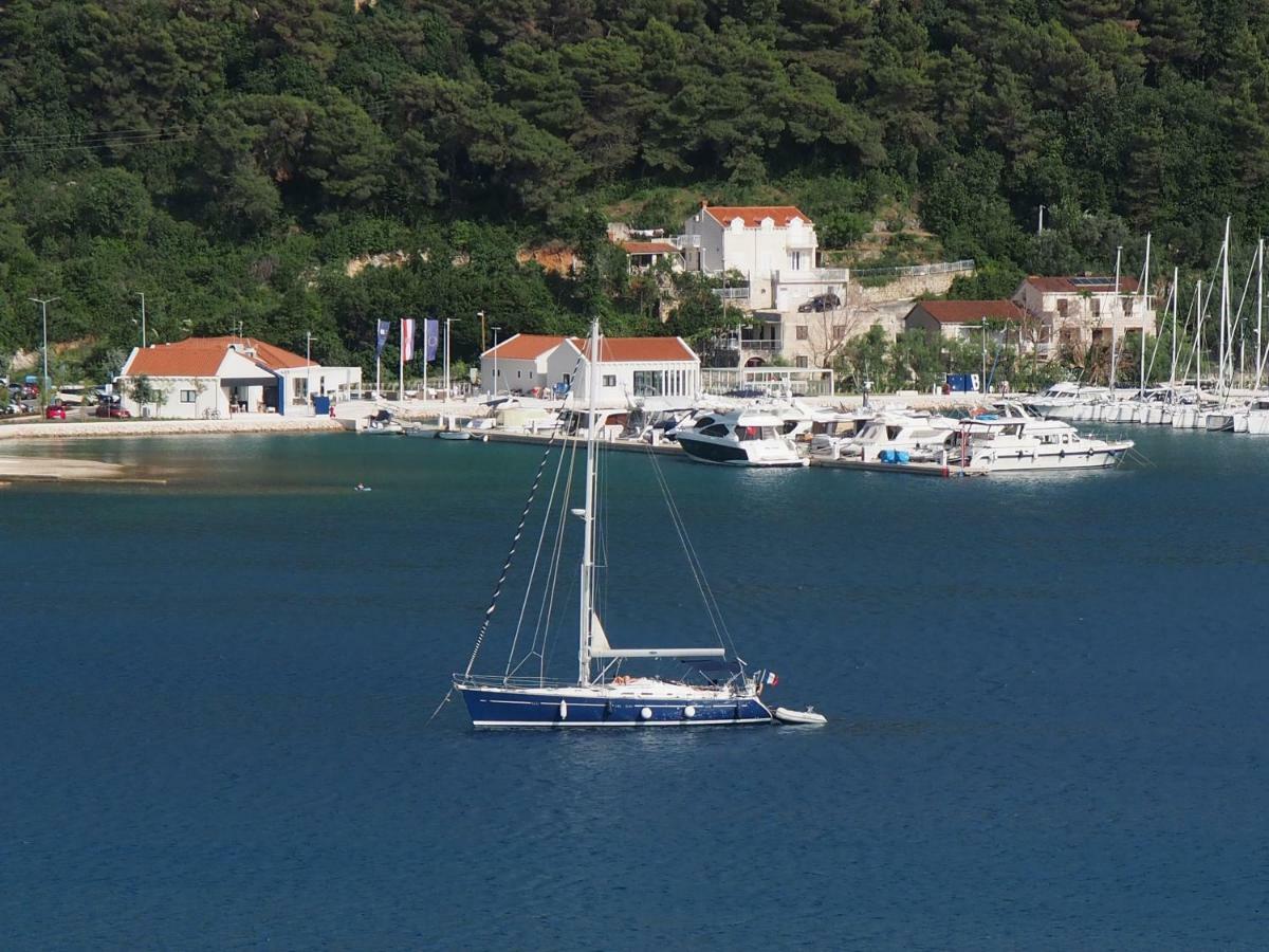 Apartments Sisevic - Comfort Apartments With Balconies And Sea View Slano Exterior foto