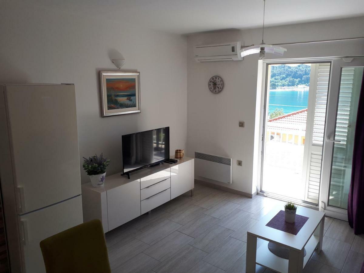 Apartments Sisevic - Comfort Apartments With Balconies And Sea View Slano Exterior foto